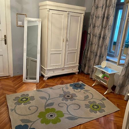 Appartement Dominic Studio à Sibiu Extérieur photo